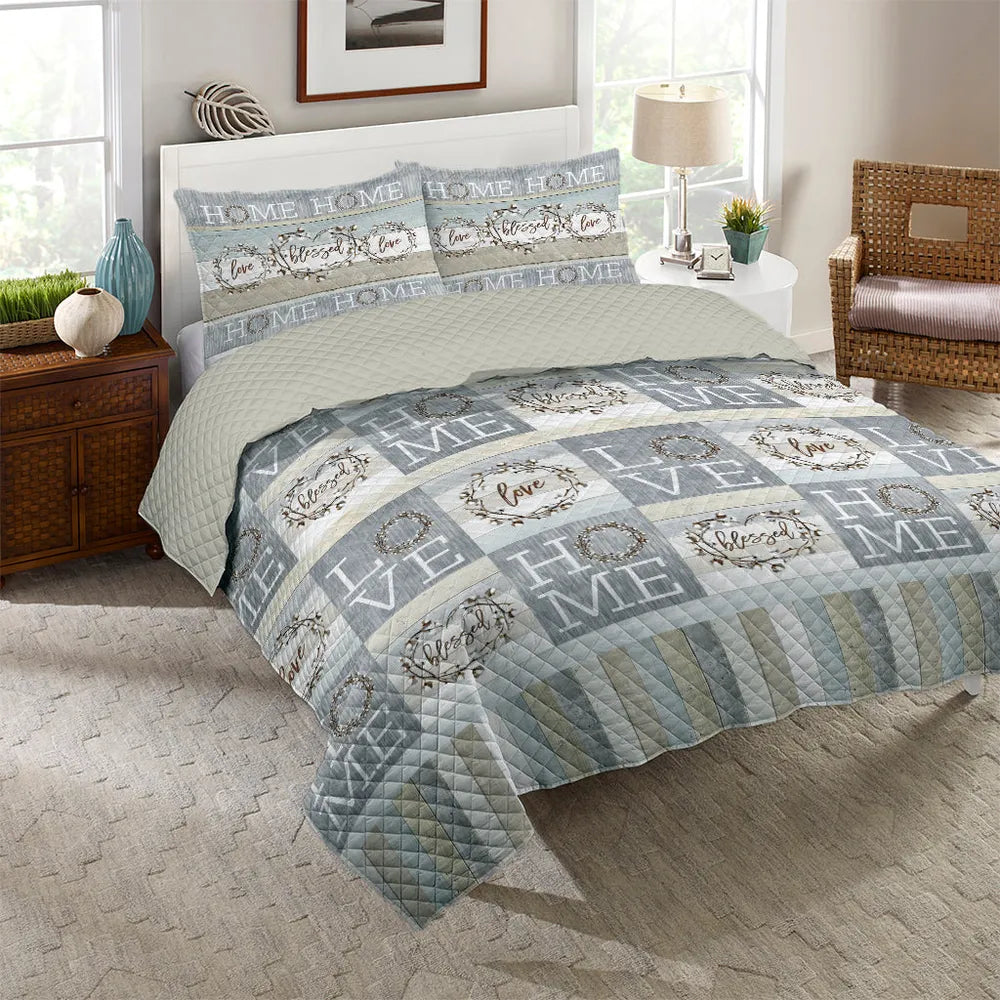Loving Home Quilt Set