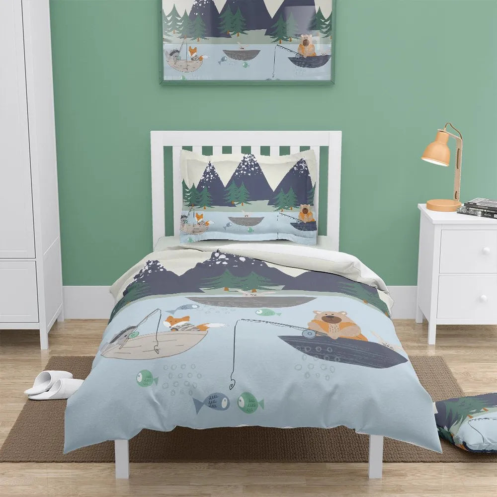 Outdoor Critters Fishing Comforter